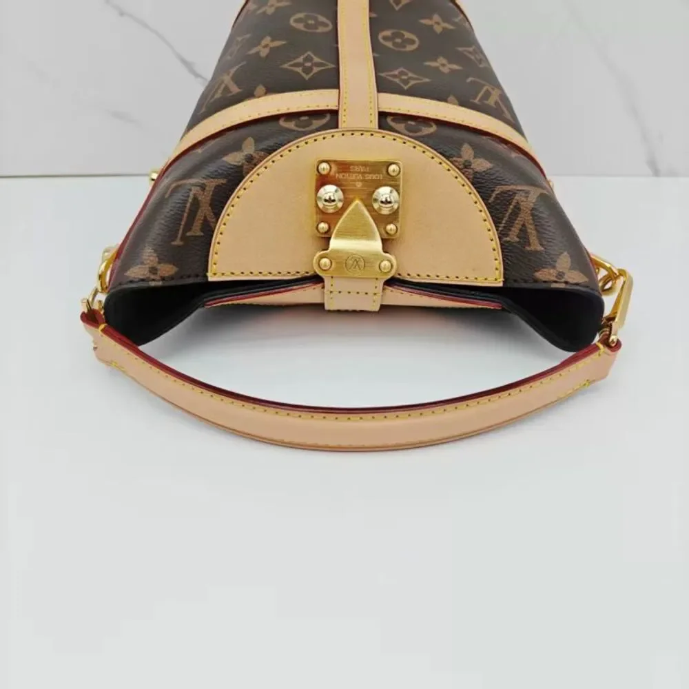 Louis Vuitton Women Pre-Loved Bag Very Good Condition